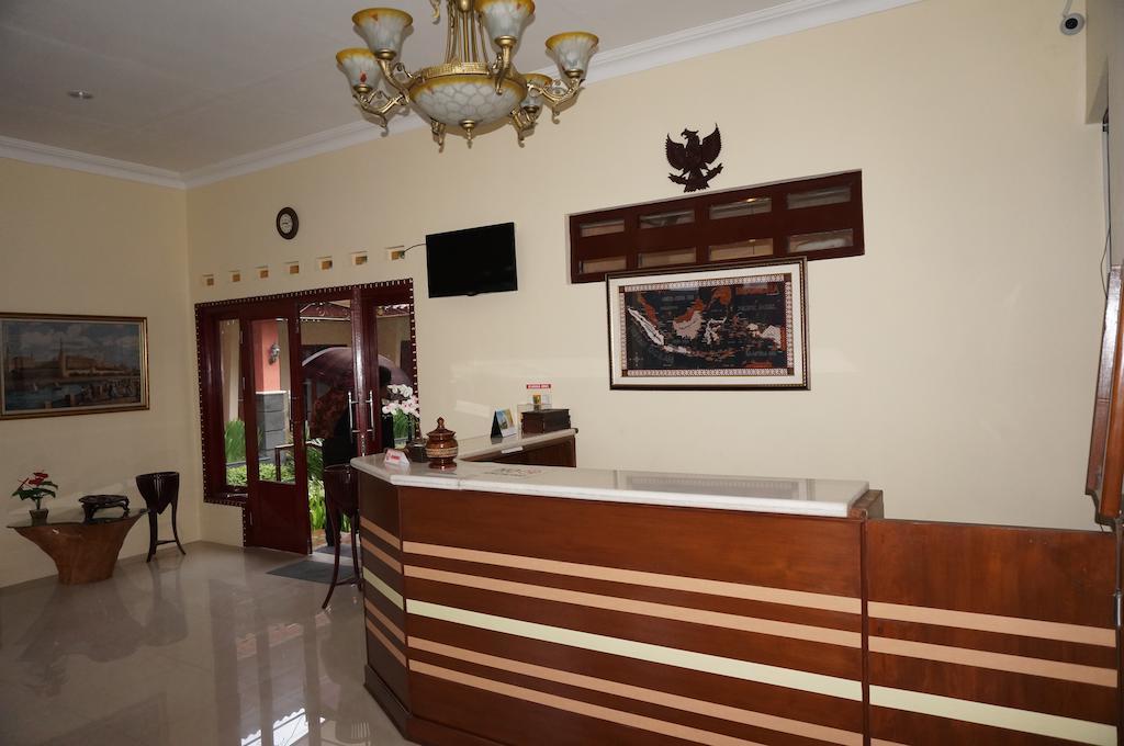 3C Familia Residence Yogyakarta Extérieur photo